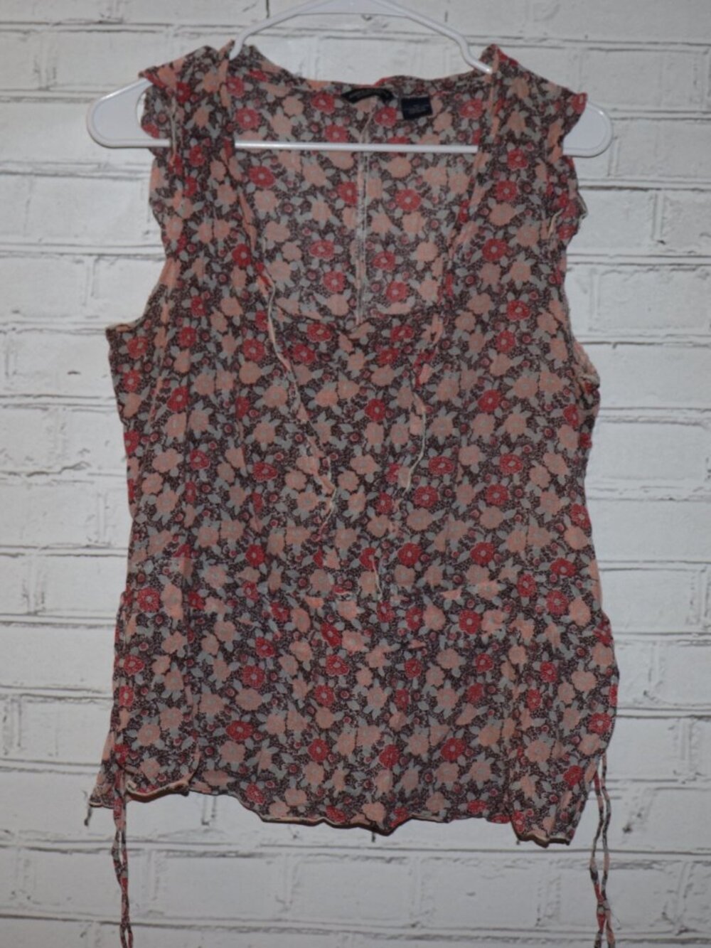 ✨ American Eagle Floral Blouse • Size M ✨
